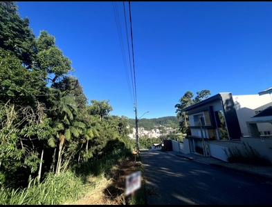 Terreno no Bairro Velha em Blumenau com 765 m²