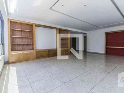 Apartamento com 4 quartos à venda no bairro Santa Efigênia, 190m²
