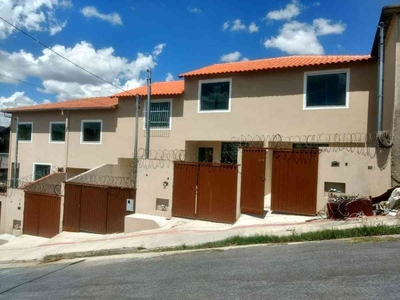 Casa com 2 quartos à venda no bairro Jardim Laguna