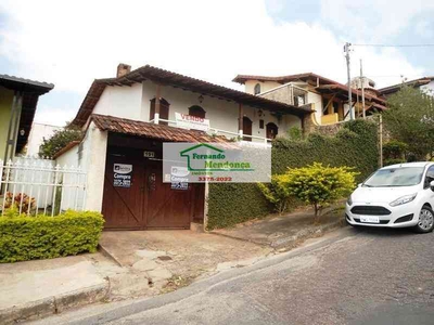 Casa com 3 quartos à venda no bairro Álvaro Camargos, 265m²