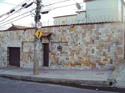 Casa com 3 quartos à venda no bairro São João Batista (venda Nova)