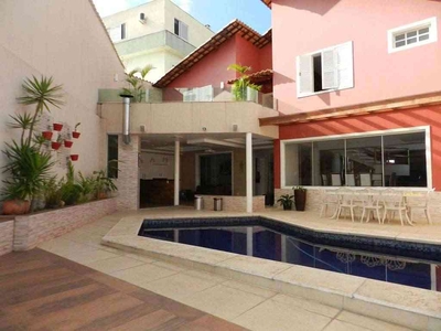 Casa com 4 quartos à venda no bairro Palmares, 400m²