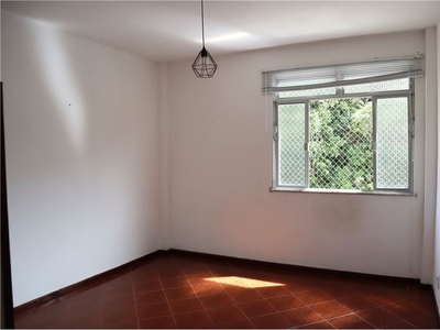 Apartamento para venda em Quitandinha de 44.00m² com 2 Quartos e 1 Garagem