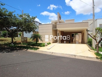 Casa com 3 dormitórios disponível para venda ou locação no Village Damha Rio Preto II.