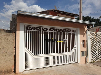 Casa com 3 dormitórios para alugar, 115 m² por R$ 1.700,00/mês - Vila Espírito Santo - Sor