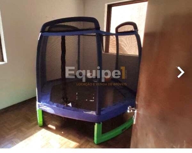 Casa com 8 Quartos para alugar, 350m² - Sagrada Família - R$4.500,00