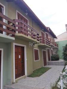 Casa Condominio para Venda - 136.54m², 3 dormitórios, 2 vagas - Alto Petrópolis