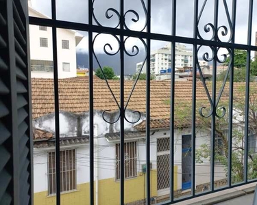 Casa para aluguel com 140 metros quadrados com 2 quartos Vila charmosa