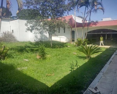 Casa para aluguel e venda com 1.156 metros quadros com 14 salas em Mogi das Cruzes