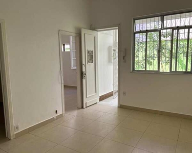 Casa para aluguel possui 60 metros quadrados com 2 quartos em Vila Isabel - Rio de Janeiro