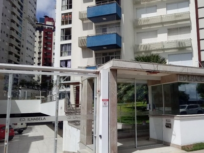 Excelente apartamento localizado no bairro Centro de Florianópolis.
