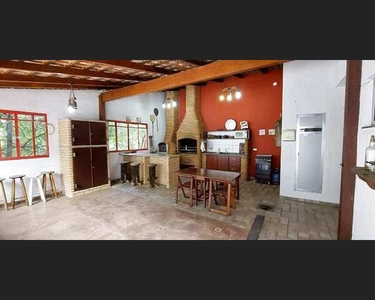 Ótima localização - com 5 dorms, sendo 3 suítes, 4 vagas, quintal gourmet!