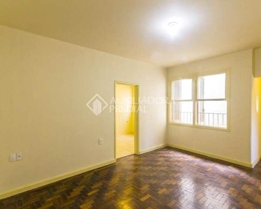 PORTO ALEGRE - Apartamento Padrão - São João