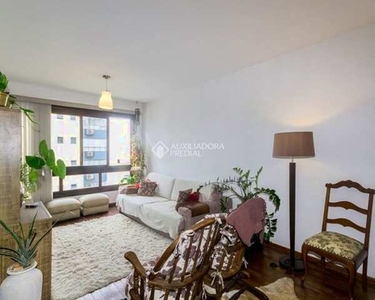 PORTO ALEGRE - Apartamento Padrão - São João