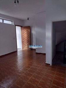 Sobrado com 2 dormitórios para alugar, 80 m² por R$ 2.676,00/mês - Santa Maria - São Caeta