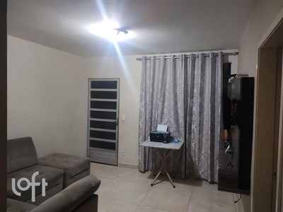 Apartamento à venda em Jardim Vitória com 44 m², 2 quartos, 1 vaga