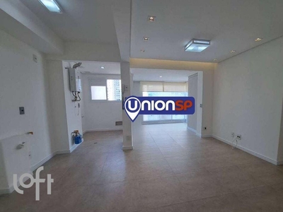Apartamento à venda em Vila Sônia com 64 m², 2 quartos, 1 suíte, 1 vaga
