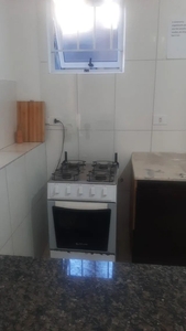 Aluga se quarto imobiliado no fazendinha