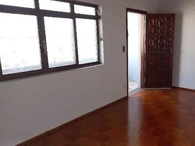 Apartamento com 3 dormitórios para alugar em Varginha