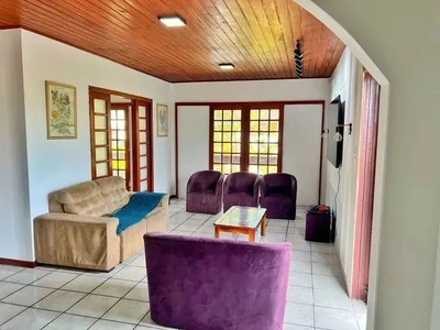 Casa com 2 dormitórios para alugar, 100 m² por R$ 3.350,00/mês - Itacorubi - Florianópolis