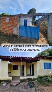 Casa mais kitnet a venda