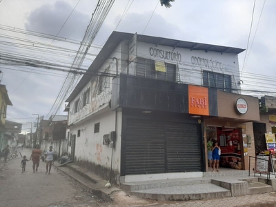 Vendo casa + kitnet + 2 pontos comerciais no mesmo terreno. Preço negociável