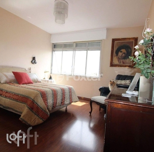 Apartamento à venda em Higienópolis com 244 m², 4 quartos, 1 suíte, 2 vagas