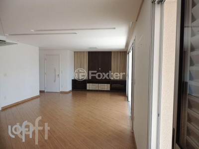 Apartamento à venda em Vila Andrade com 182 m², 3 quartos, 3 vagas