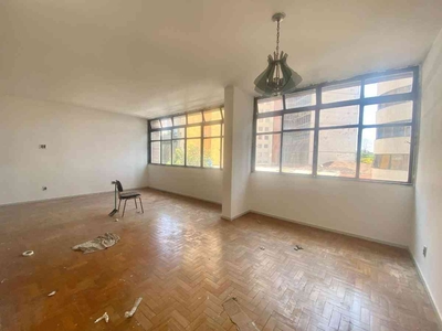 Apartamento com 4 quartos à venda no bairro Centro, 250m²