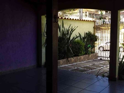 Casa com 3 quartos à venda no bairro Jardim Riacho das Pedras