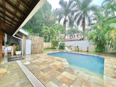 Casa decorada, com 4 quartos (2 suítes) à venda, 324 m² por r$ 1.850.000 - balneário praia do pernambuco - guarujá/sp - imobiliária mercuri