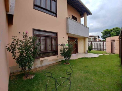 Casa com 4 quartos à venda no bairro Jardim Riacho das Pedras, 730m²