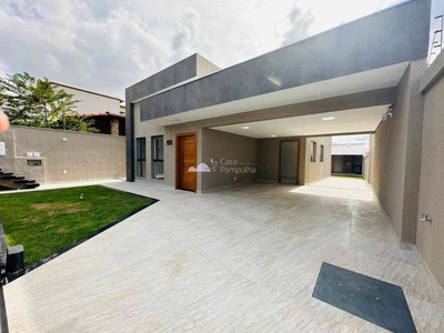 Casa com 4 quartos à venda no bairro Itapoã, 360m²