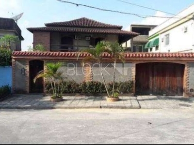 Casa com 7 quartos à venda na rua estrela do sul, --, curicica, rio de janeiro, 308 m2 por r$ 1.600.000