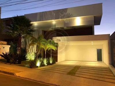 Casa em Condomínio com 4 quartos à venda no bairro Parque Campolim, 380m²