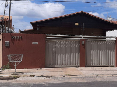 Casa Na Rua Altos, 5131. Bairro Alto Alegre. Zona Norte.
