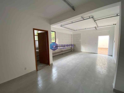 Cobertura com 3 quartos para alugar no bairro Buritis, 160m²