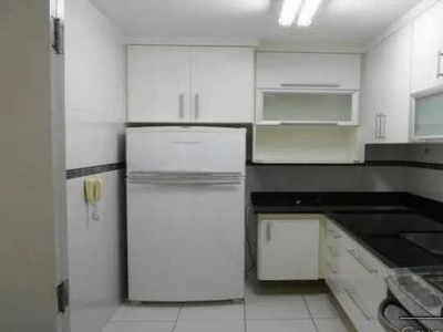 Apartamento para aluguel tem 70 metros quadrados com 2 quartos