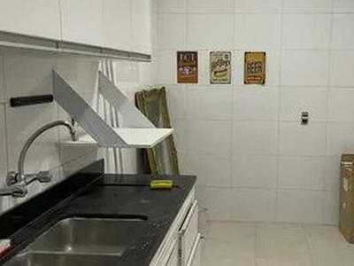 Apartamento para venda tem 125 metros quadrados com 3 quartos em Copacabana - Rio de Janei