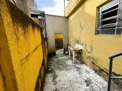 Casa com 4 dormitórios para alugar por R$ 1.800/mês - Santa Luzia - Juiz de Fora/MG