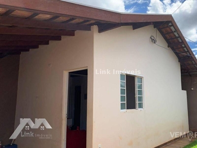 Casa de Condomínio com 2 Quartos à Venda por R$ 225.000