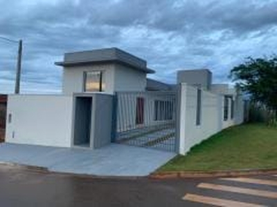 Casa em Portal Ville Jardins, Boituva/SP de 170m² 3 quartos à venda por R$ 649.000,00