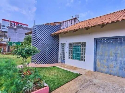 Casa para aluguel e venda com 105 metros quadrados com 3 quartos em Pinheirinho - Pato Bra
