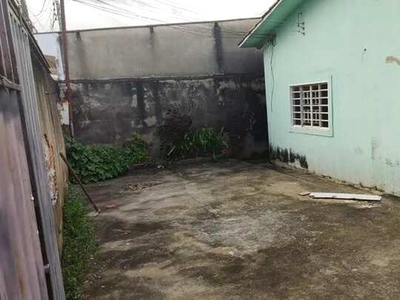 Casa para aluguel possui 120 metros quadrados com 3 quartos em Vila Finsocial - Goiânia