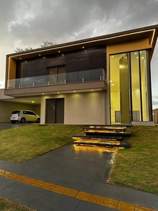 Cond. horizontal casa com 3 quartos à venda, 580.0m²