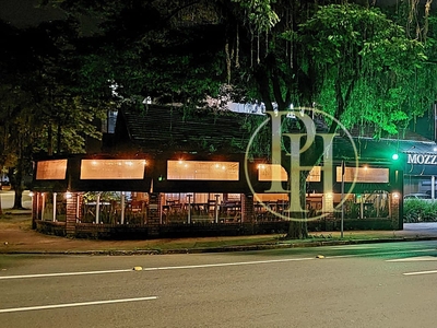 Ponto em América, Joinville/SC de 300m² à venda por R$ 377.900,00