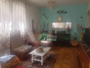 Casa com 5 quartos à venda no bairro Alto Barroca, 300m²