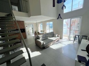 Cobertura com 3 dormitórios para alugar, 297 m² por r$ 11.000,00/mês - astúrias - guarujá/sp