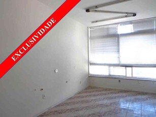 Sala para alugar no bairro Centro, 36m²