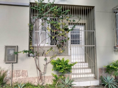 Apartamento à venda por R$ 266.000